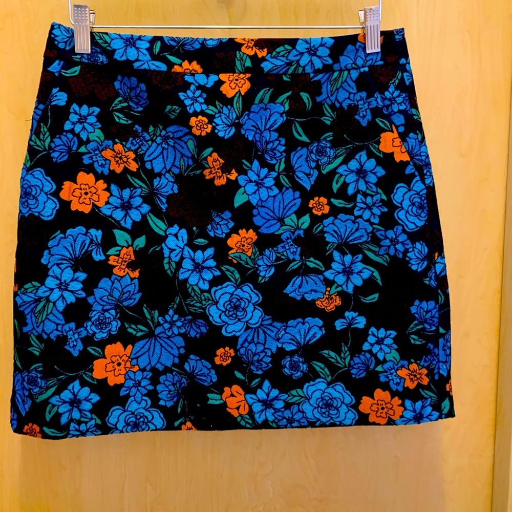 LOFT Skirt 💐🌻